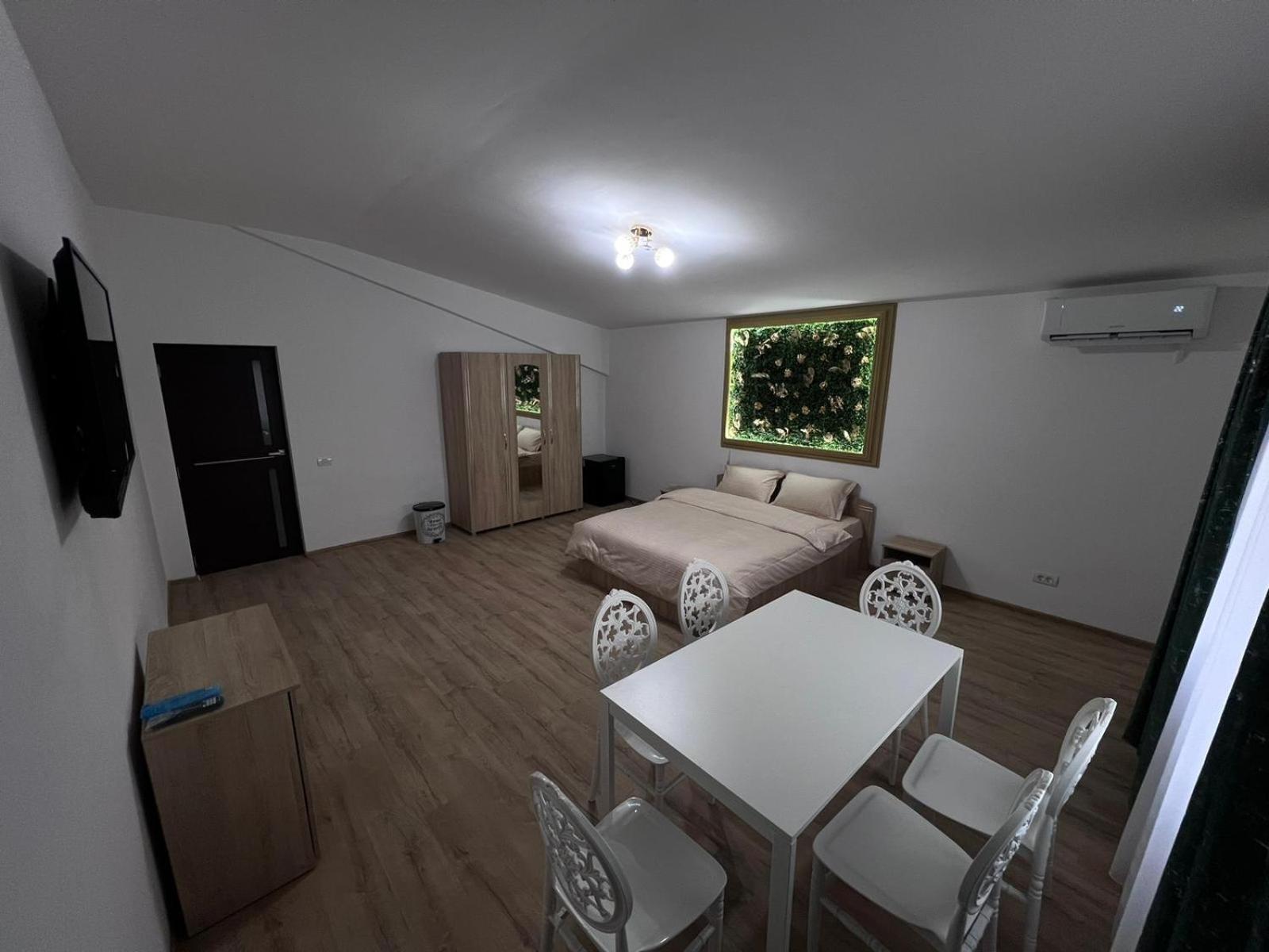 Casa Privata Airport Bucharest Therme Bucharest Balotesti Eksteriør billede