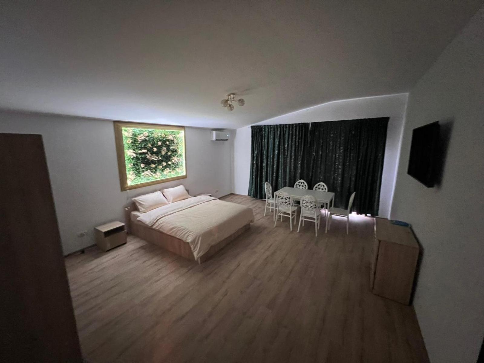 Casa Privata Airport Bucharest Therme Bucharest Balotesti Eksteriør billede