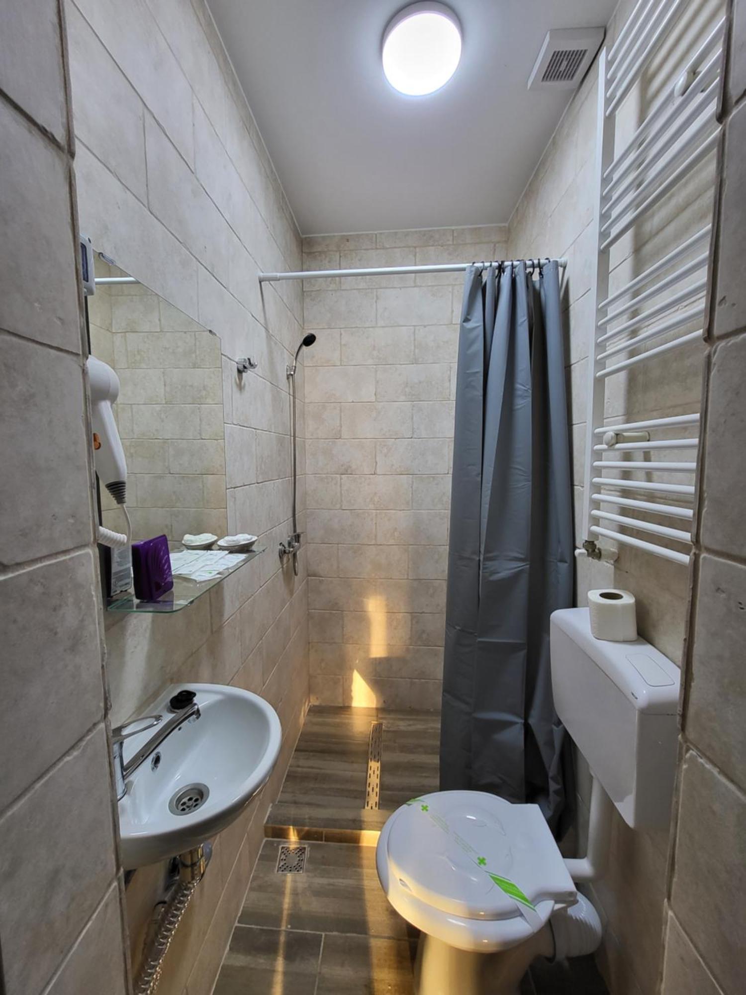 Casa Privata Airport Bucharest Therme Bucharest Balotesti Eksteriør billede